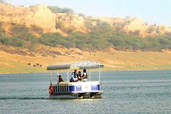 Chambal Safari boat ride on Chambal River near Ranthambore